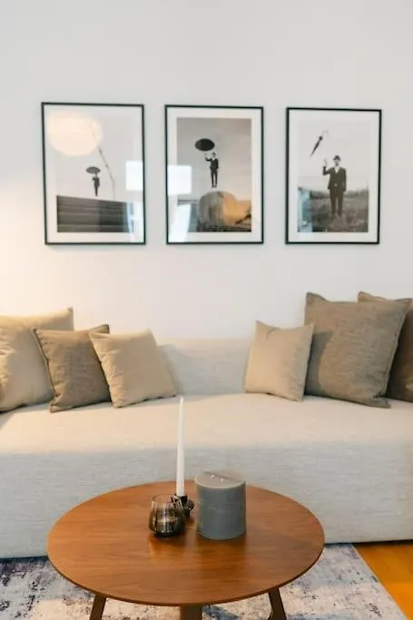 Classy Apt In Josefstadt Perfect For 4-6 Vienna 0*,