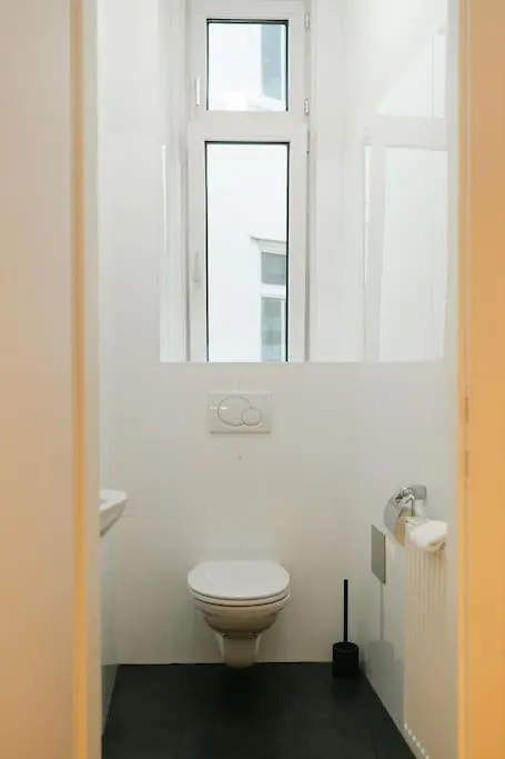Classy Apt In Josefstadt Perfect For 4-6 Vienna 0*,  Austria
